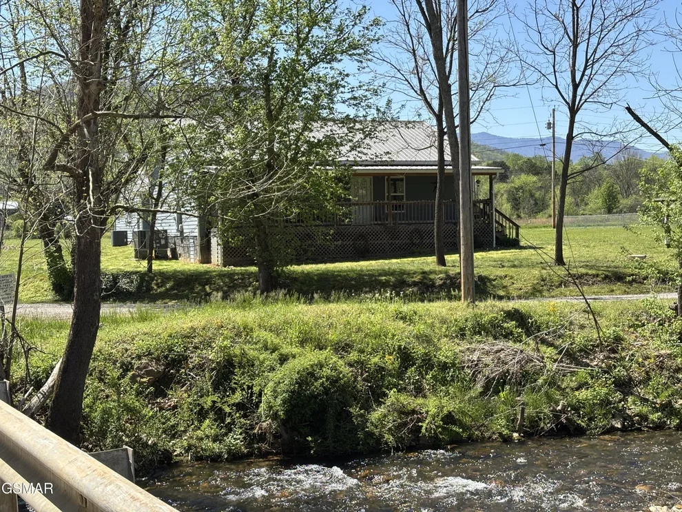 Unit for sale at 147 Padgett Mill Road, Cosby, TN 37722