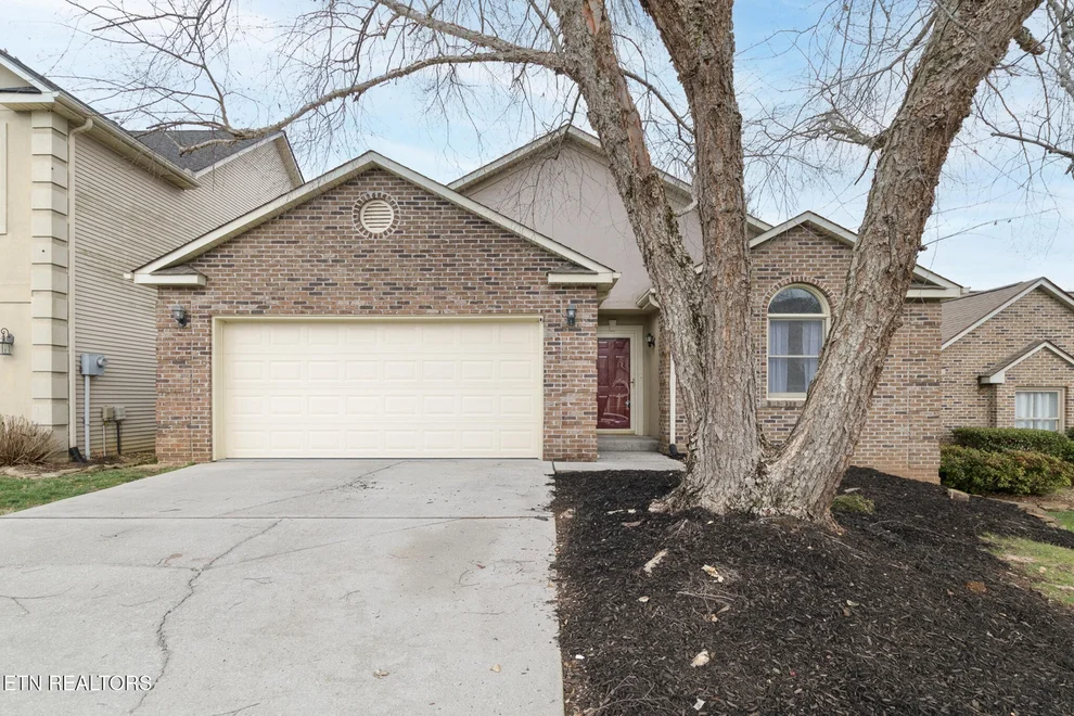 Unit for sale at 8616 Savannah Court, Knoxville, TN 37923