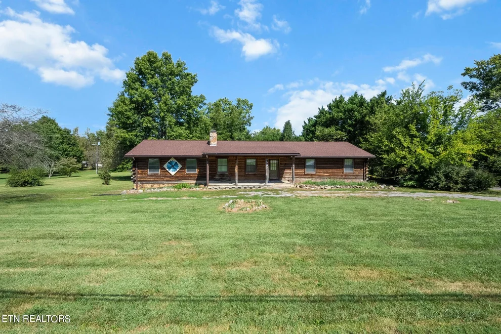 Unit for sale at 7535 Beaver Ridge Rd, Knoxville, TN 37931