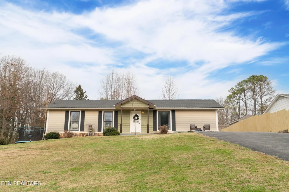 Unit for sale at 605 Chaparral Drive, Knoxville, TN 37920