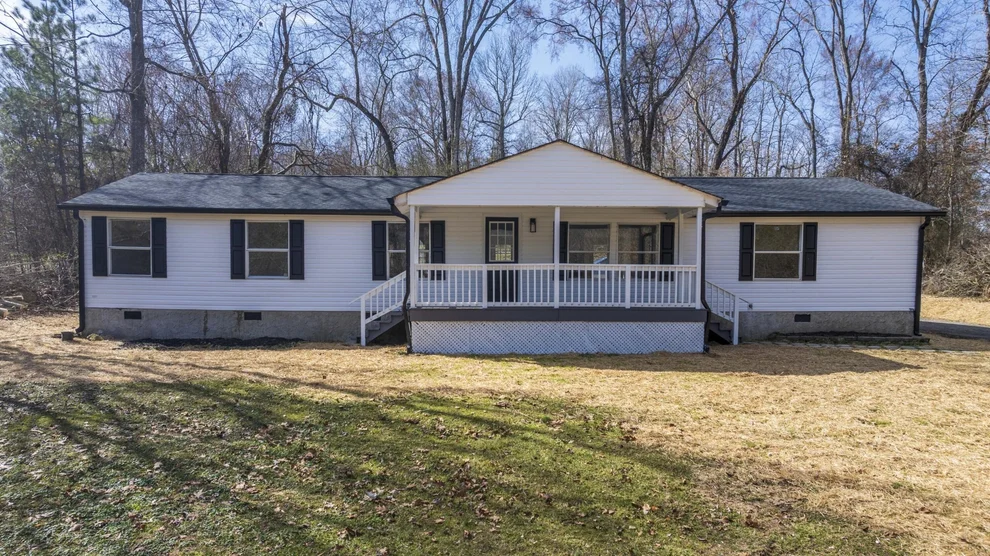 Unit for sale at 3933 Lee Pike, Soddy Daisy, TN 37379