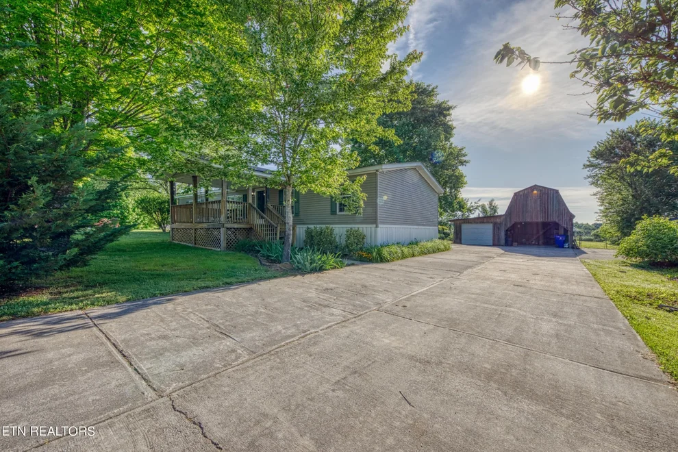 Unit for sale at 4556 Cherokee Dr., Strawberry Plains, TN 37871