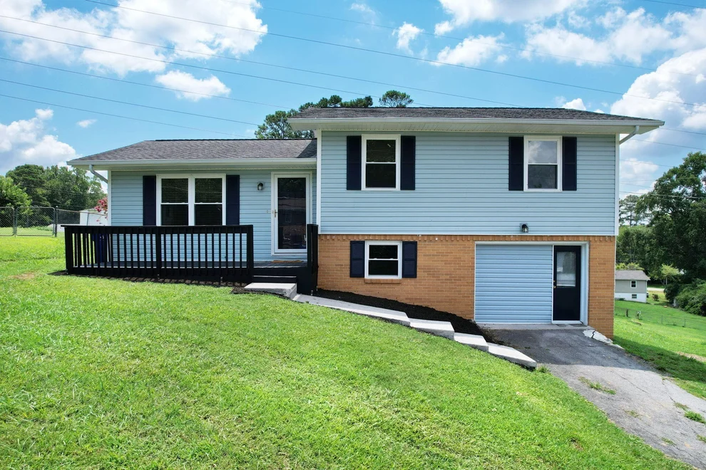 Unit for sale at 1842 Rolling Brook Drive NE, Cleveland, TN 37323