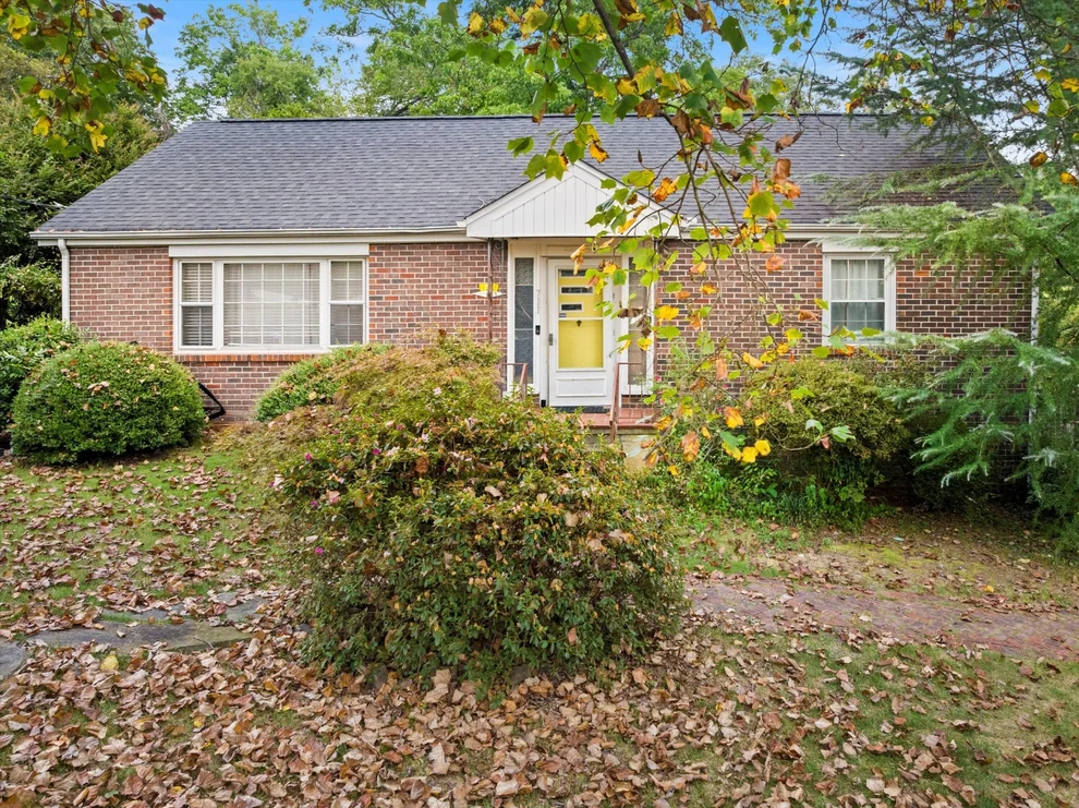 Unit for sale at 711 Mauldeth Road, Chattanooga, TN 37415