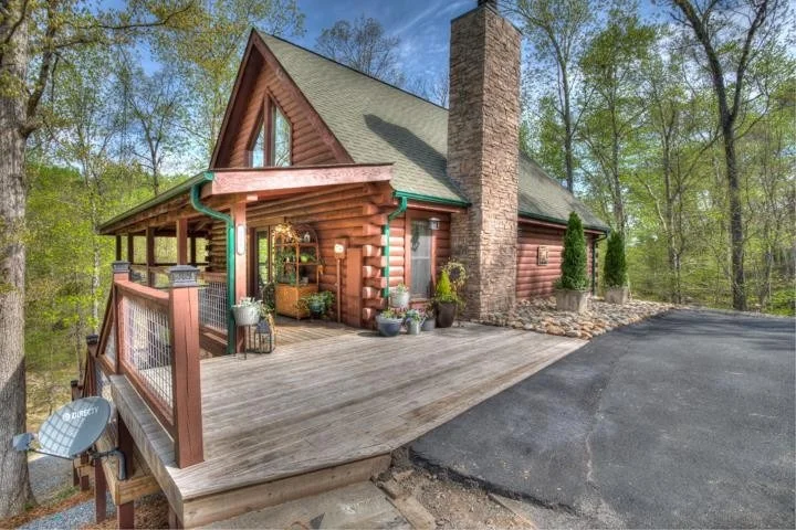 Unit for sale at 118 Daryl Way, Sevierville, TN 37876