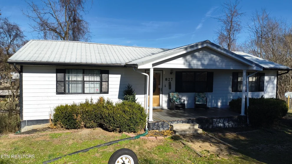 Unit for sale at 827 Seabrook St, Newport, TN 37821
