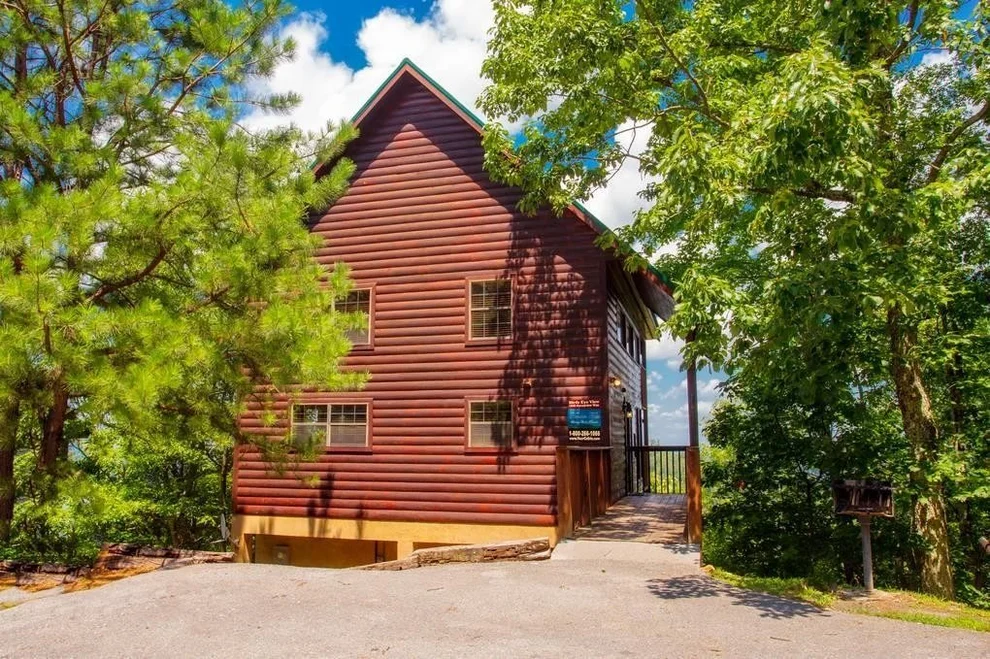 Unit for sale at 1518 Raven View Way, Sevierville, TN 37876