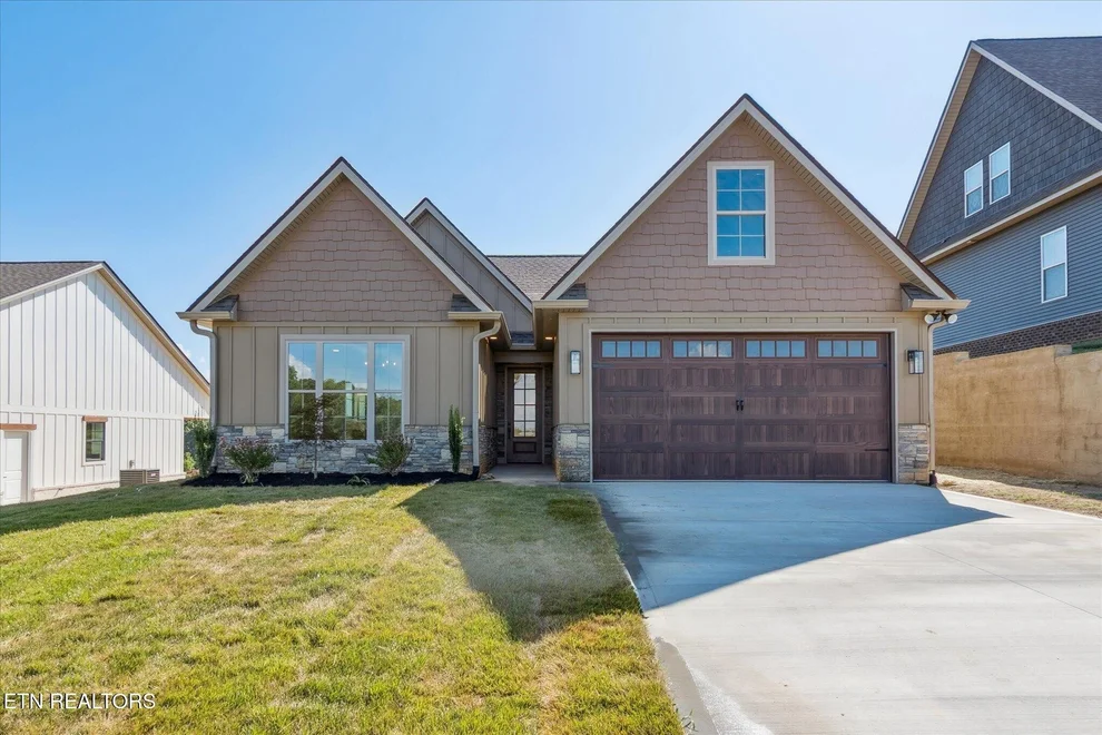Unit for sale at 3019 Bridgewater Blvd, Morristown, TN 37814