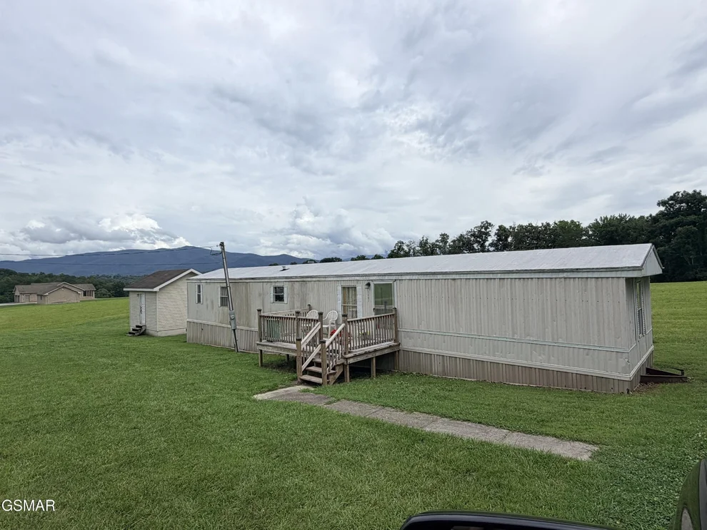 Unit for sale at 127 Skyhigh Drive, Newport, TN 37821