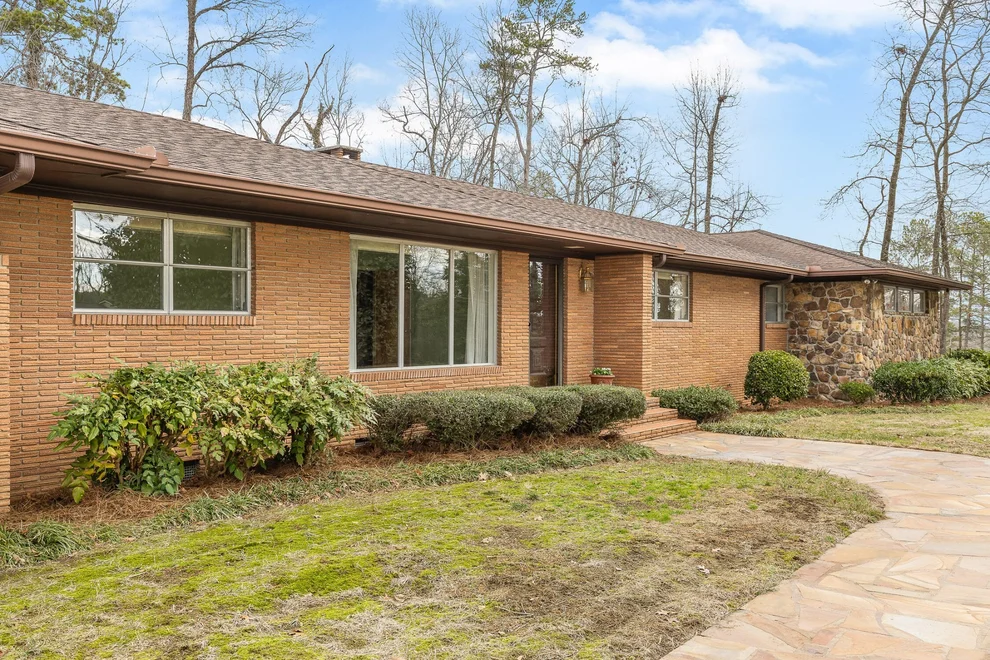 Unit for sale at 1803 Elaine Way, Dalton, GA 30720