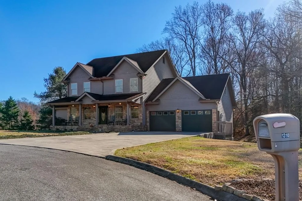 Unit for sale at 1310 Laura Lane, Sevierville, TN 37862
