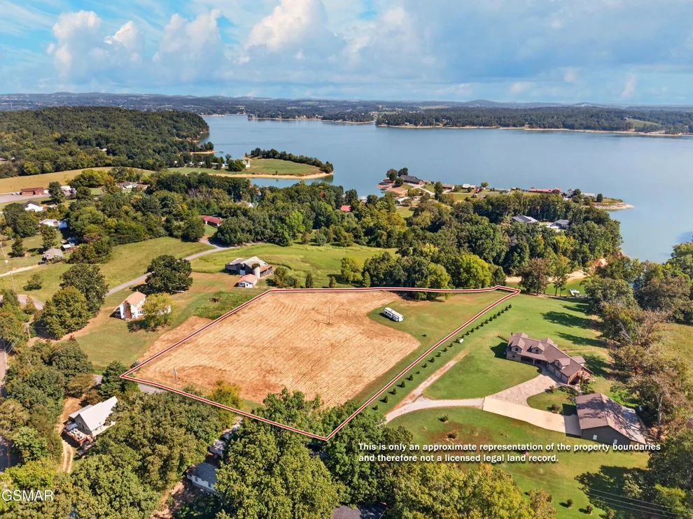 Unit for sale at 3 Mullins Chapel Road, Dandridge, TN 37725