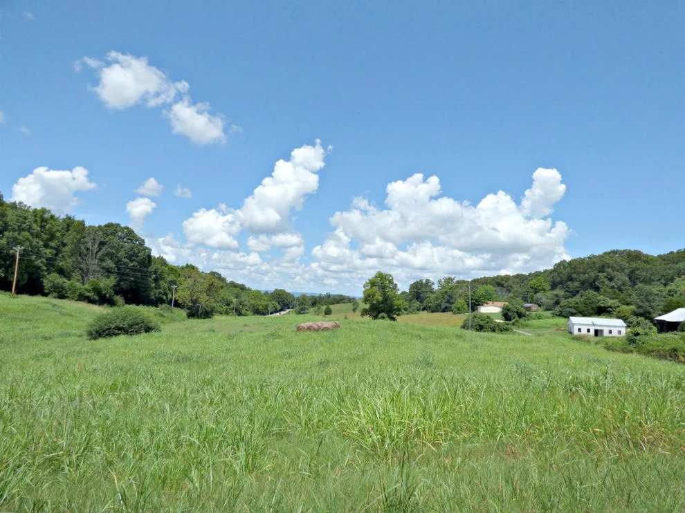 Unit for sale at 41 Rambling Rose Lane, Jefferson City, TN 37760