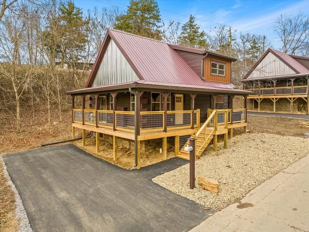Unit for sale at 2222 Alpine Village Way, Pigeon Forge, TN 37863
