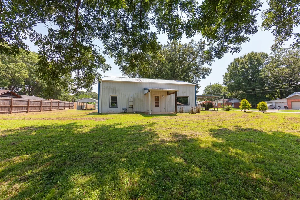 Unit for sale at 2902 Vine St, Humboldt, TN 38343