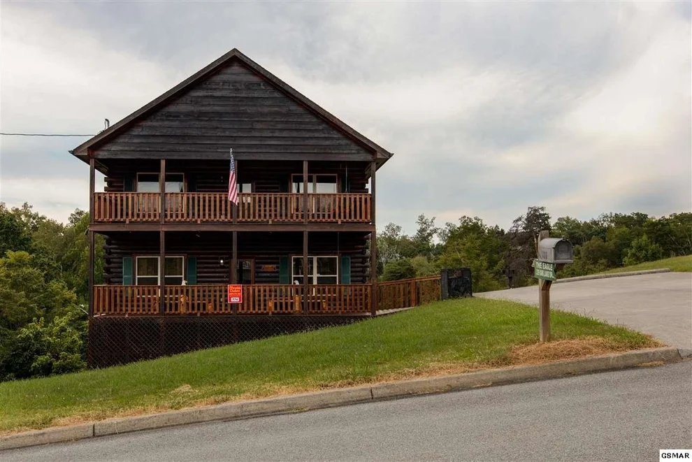 Unit for sale at 339 Oak Lake Drive, Sevierville, TN 37876