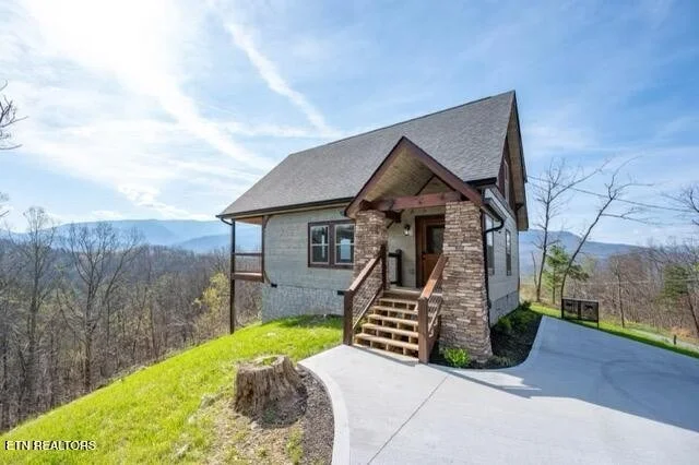 Unit for sale at 719 Upper Windsor Way, Gatlinburg, TN 37738
