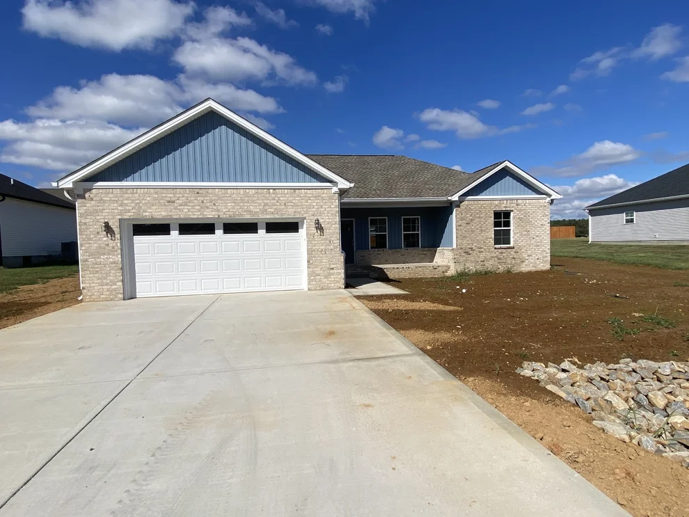 Unit for sale at 37 Fieldstone Circle, Cadiz, KY 42211