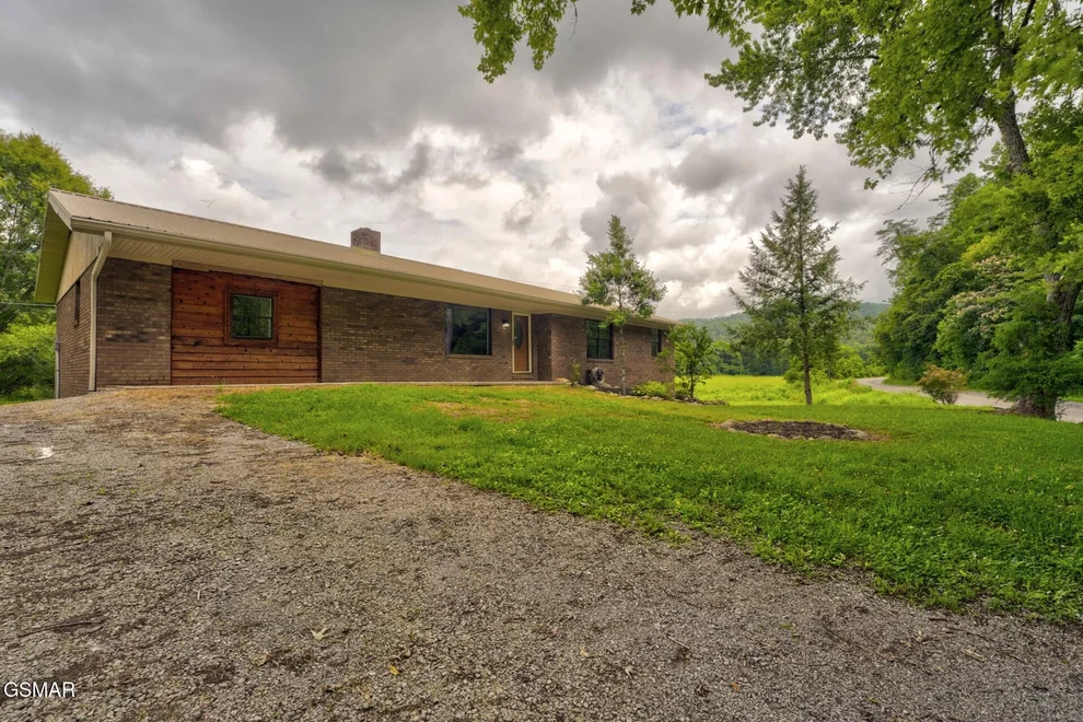 Unit for sale at 4405 Pearl Valley Road, Sevierville, TN 37876