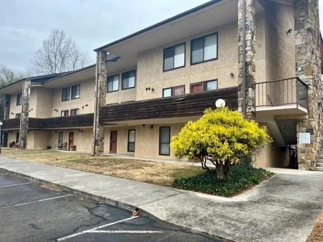Unit for sale at 8023 Old Highway 73, Townsend, TN 37882