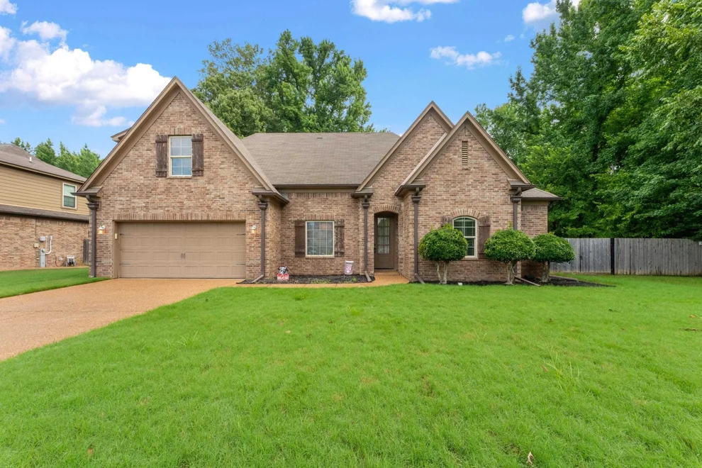 Unit for sale at 6274 BENDING RIVER RD, Bartlett, TN 38135