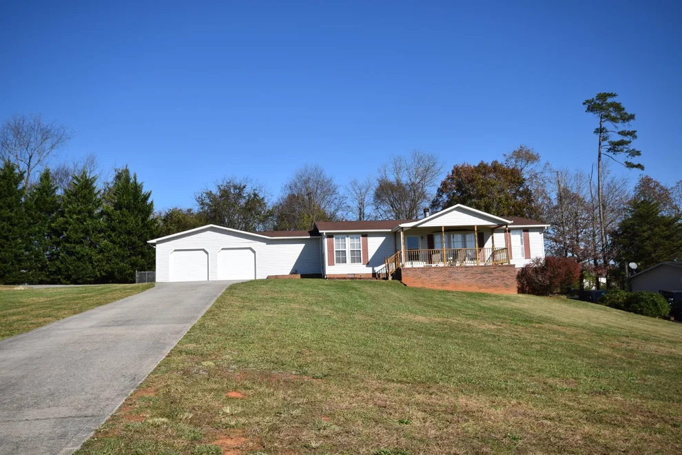 Unit for sale at 229 Westmoreland Court, Seymour, TN 37865