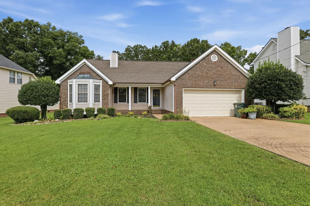 Unit for sale at 2411 Charleston Square, Chattanooga, TN 37421