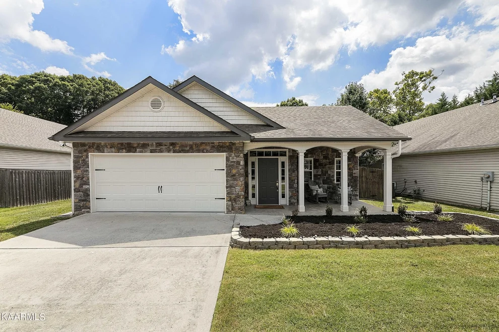 Unit for sale at 10816 Meriwether Lane, Knoxville, TN 37934