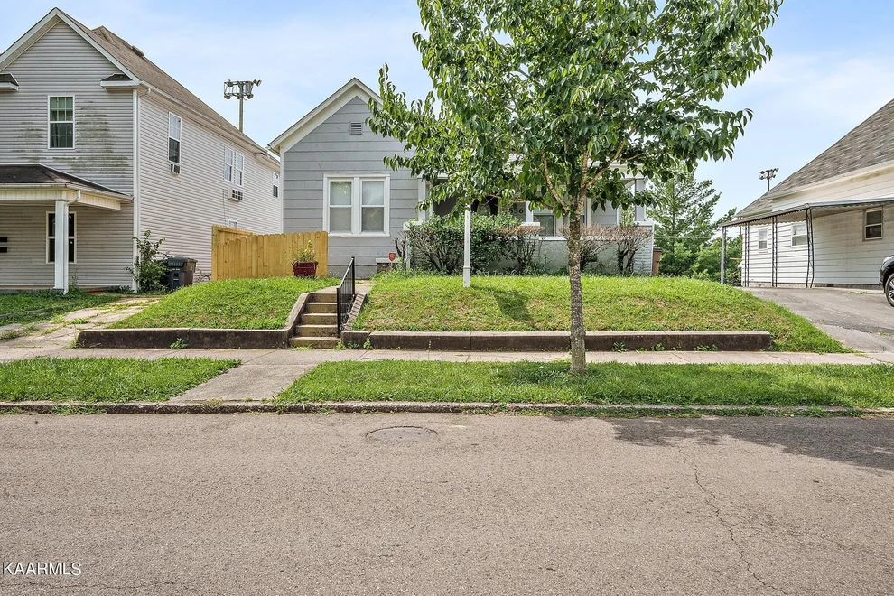 Unit for sale at 1536 Woodbine Ave, Knoxville, TN 37917
