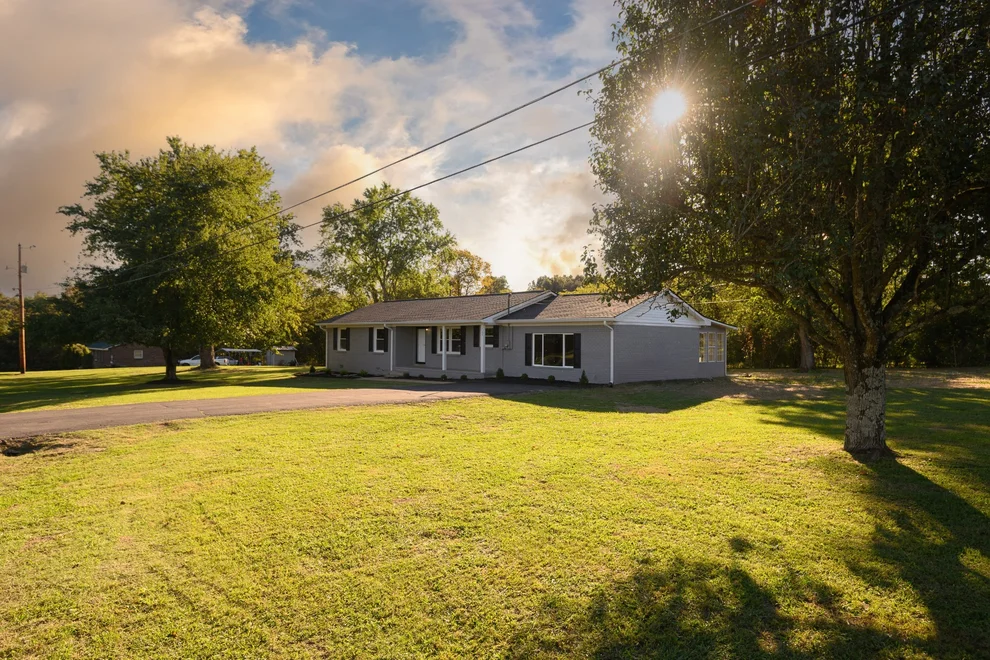 Unit for sale at 122 Parker Rd, Shelbyville, TN 37160