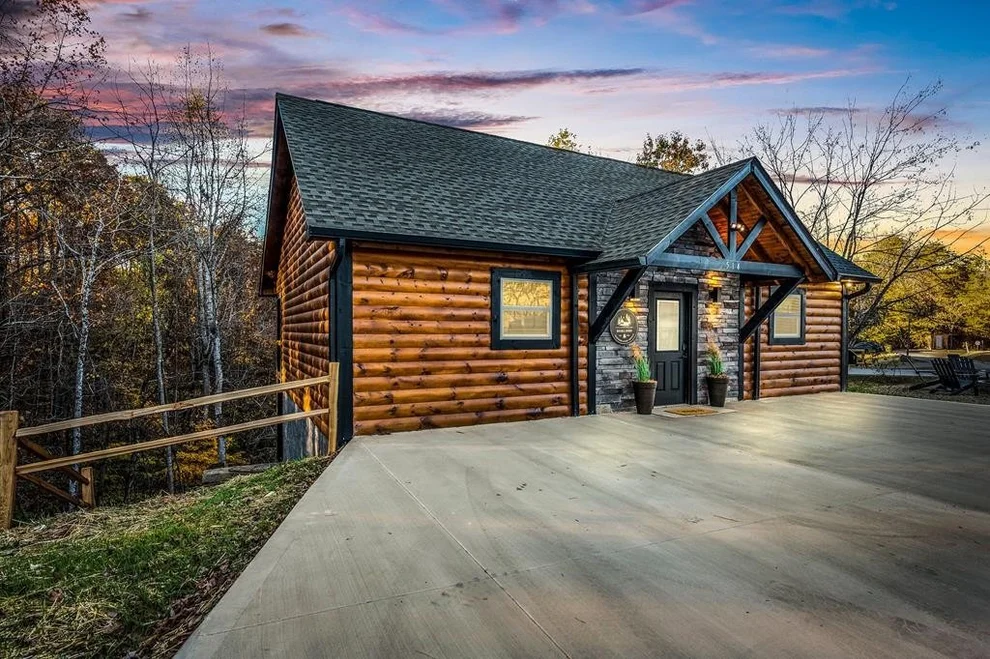 Unit for sale at 514 Hideaway Ridge Circle, Sevierville, TN 37862