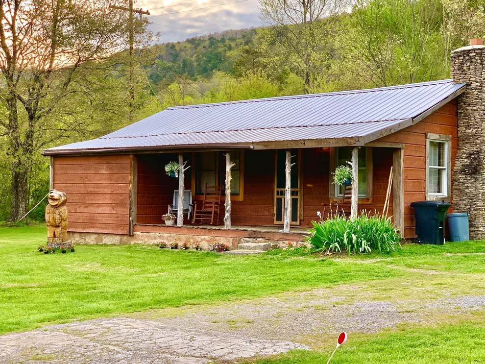 Unit for sale at 6472 Happy Valley Rd, Tallassee, TN 37878