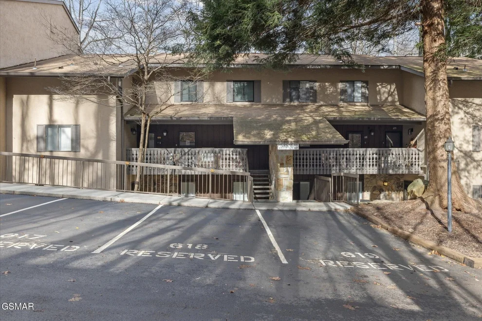Unit for sale at 1235 Ski Mountain Rd, Gatlinburg, TN 37738