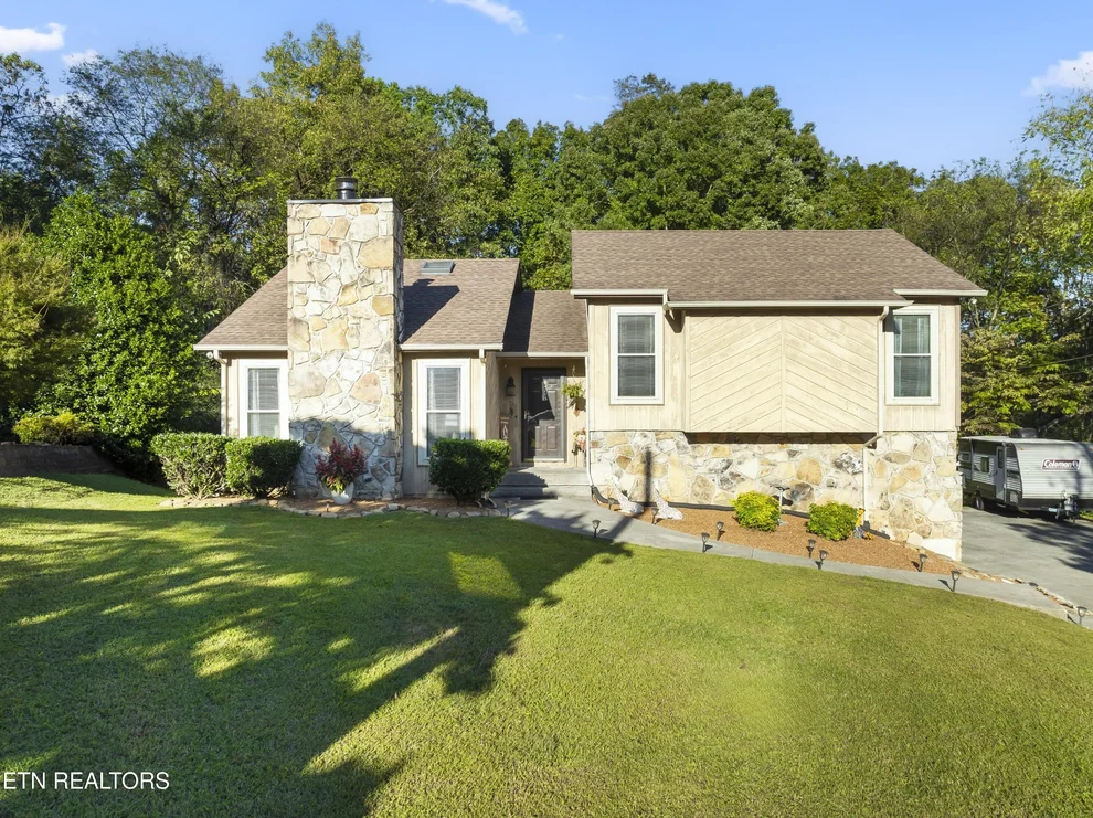Unit for sale at 501 Annandale Rd, Knoxville, TN 37934