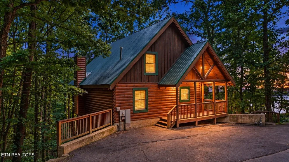 Unit for sale at 4414 Forest Vista Way, Pigeon Forge, TN 37863