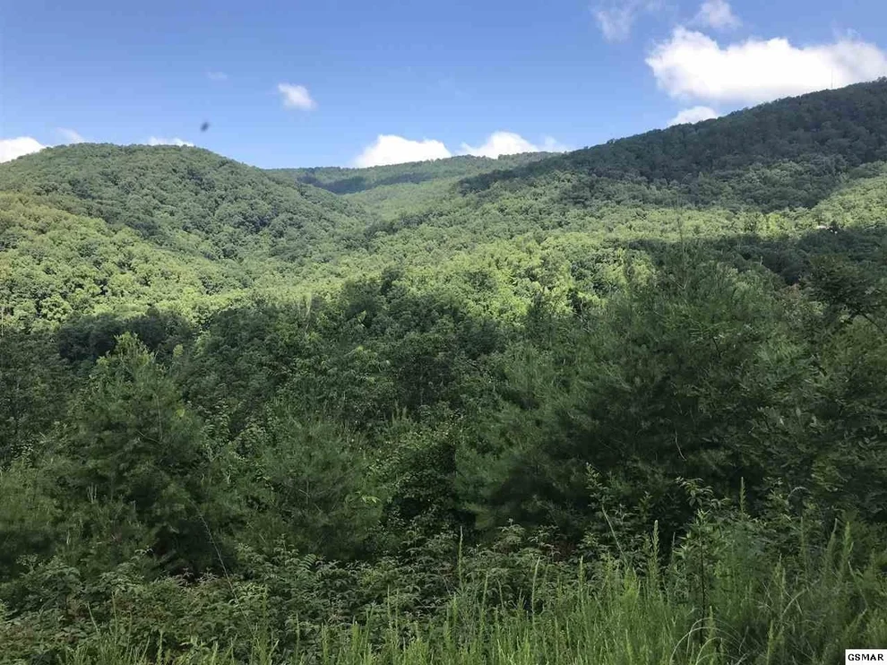Unit for sale at 114 Summit Trails Drive, Sevierville, TN 37862