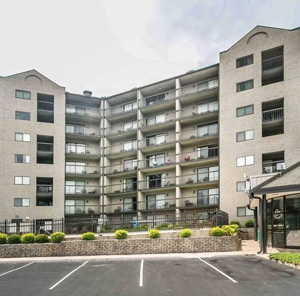 Unit for sale at 306 Baskins Creek Road, Gatlinburg, TN 37738