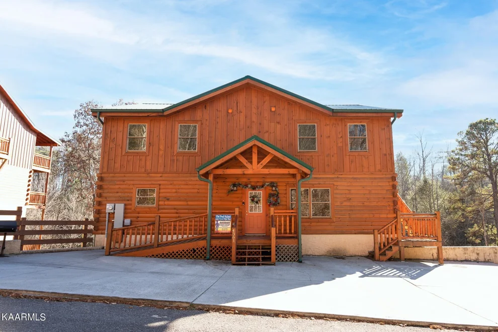 Unit for sale at 4361 Forest Ridge Way, Pigeon Forge, TN 37863