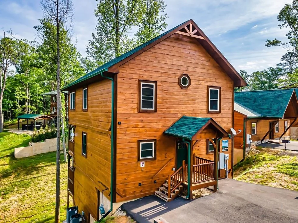 Unit for sale at 1122 Greenbriar Village Lane, Gatlinburg, TN 37738