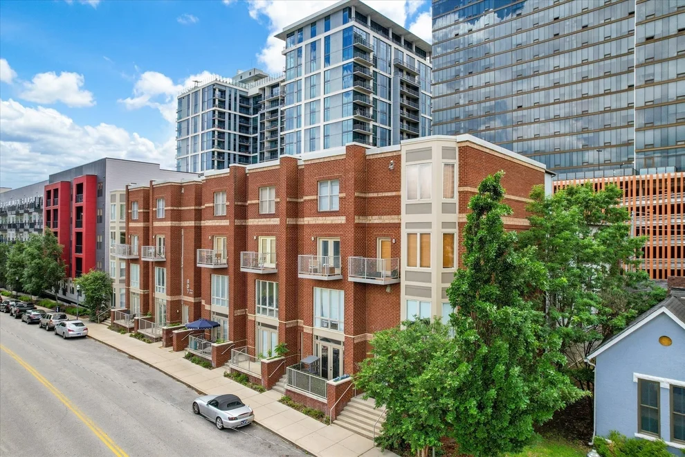 Unit for sale at 807 18th Ave S, Nashville, TN 37203