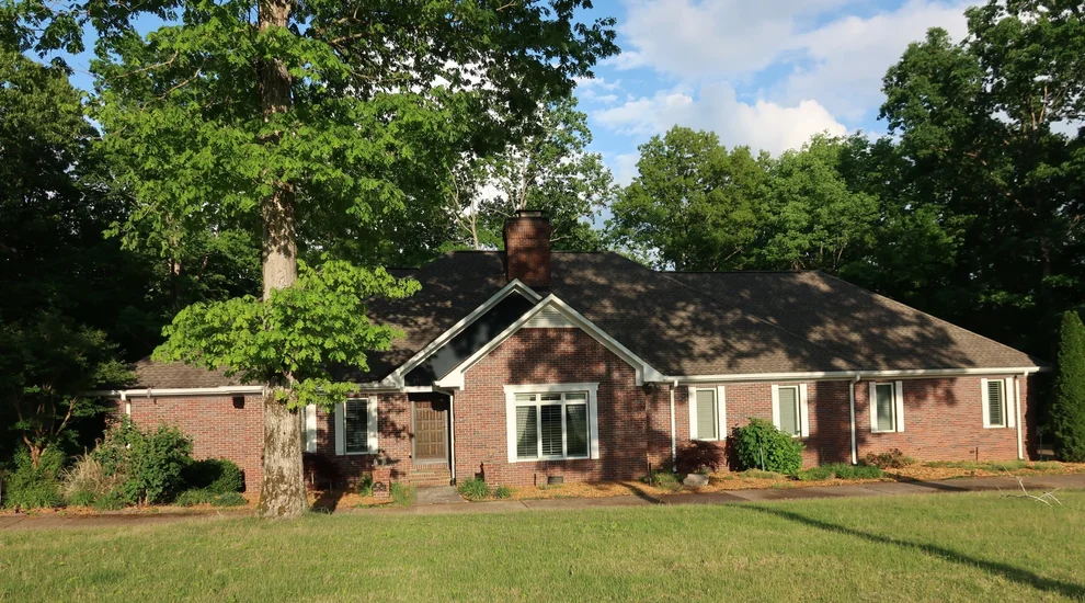 Unit for sale at 287 Michael Dr, Waynesboro, TN 38485