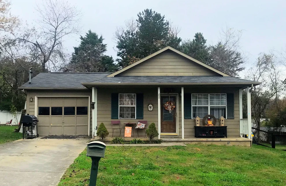 Unit for sale at 3533 Pocatello Lane, Powell, TN 37849