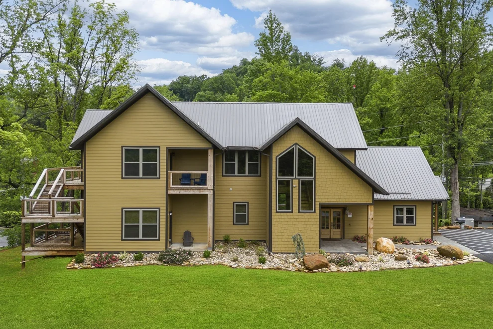 Unit for sale at 606 Cherokee Orchard Road, Gatlinburg, TN 37738