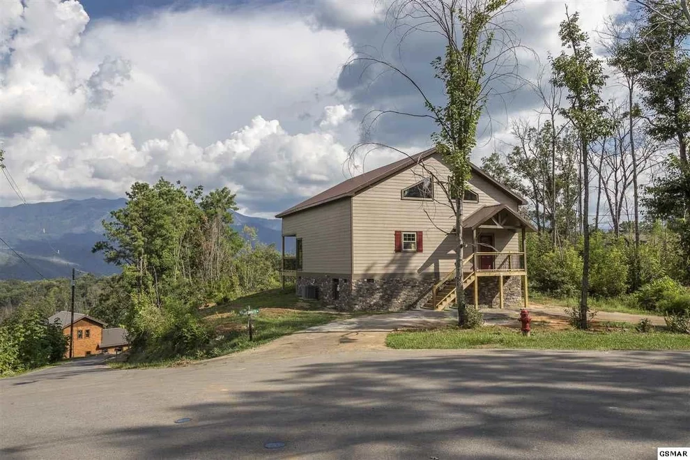 Unit for sale at 1005 Wiley Oakley Drive, Gatlinburg, TN 37738
