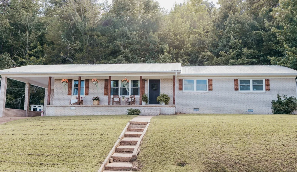 Unit for sale at 618 S High St, Waynesboro, TN 38485