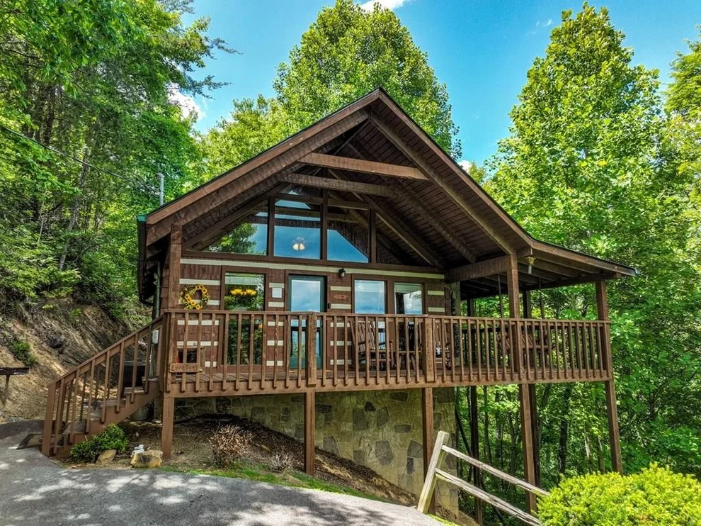 Unit for sale at 2152 Hummingbird Hill Way, Sevierville, TN 37876