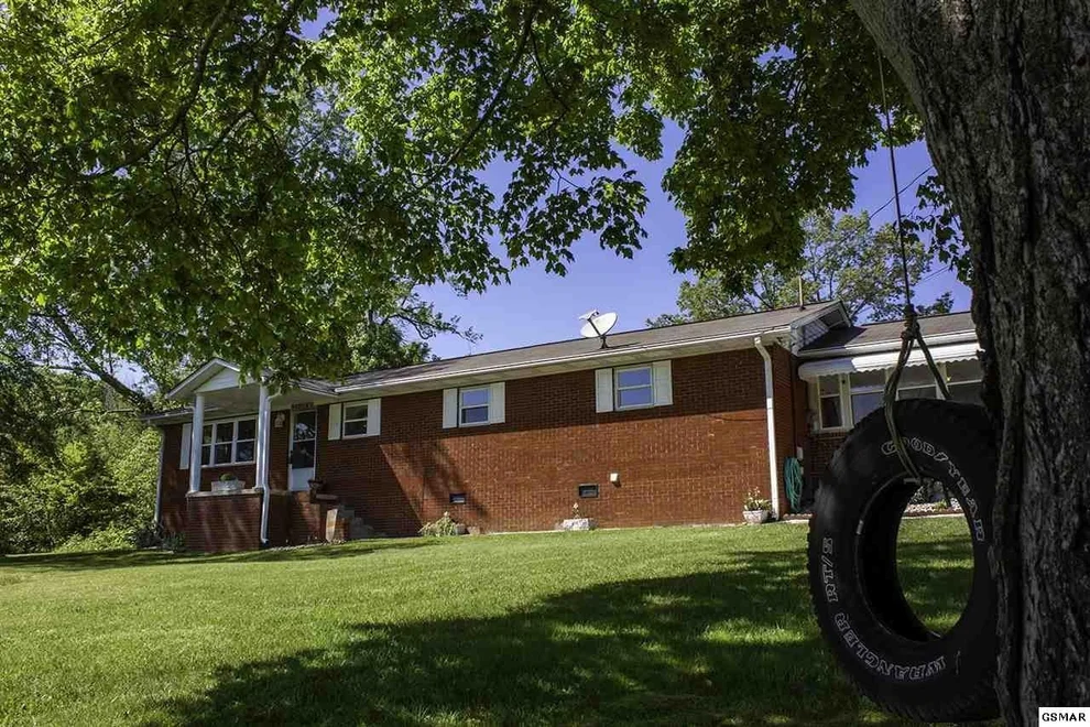 Unit for sale at 904 ISABELL Drive, Dandridge, TN 37725
