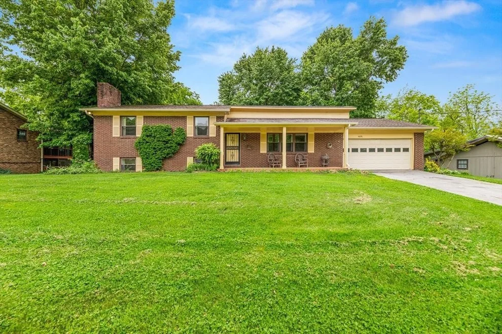 Unit for sale at 4020 Hitching Post Road, Pigeon Forge, TN 37863