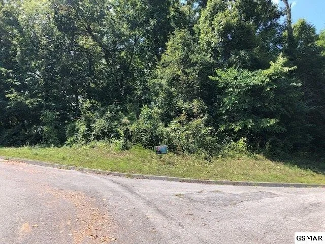 Unit for sale at 21 Warbler Point, Sevierville, TN 37876