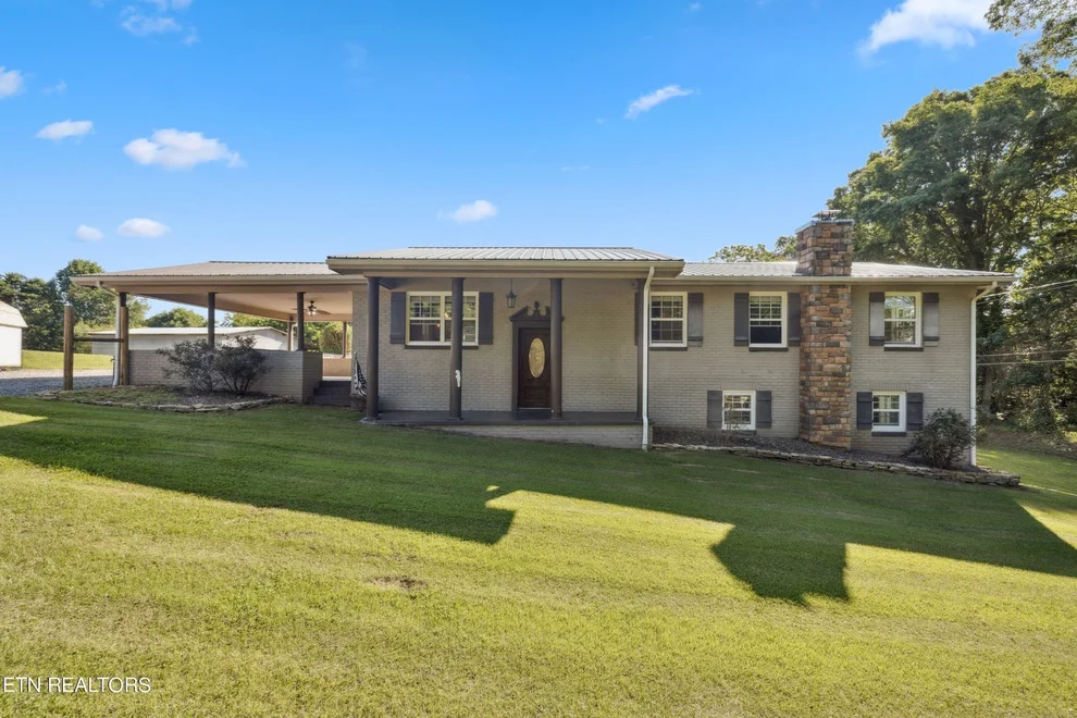 Unit for sale at 170 Stinnett Ridge, Madisonville, TN 37354